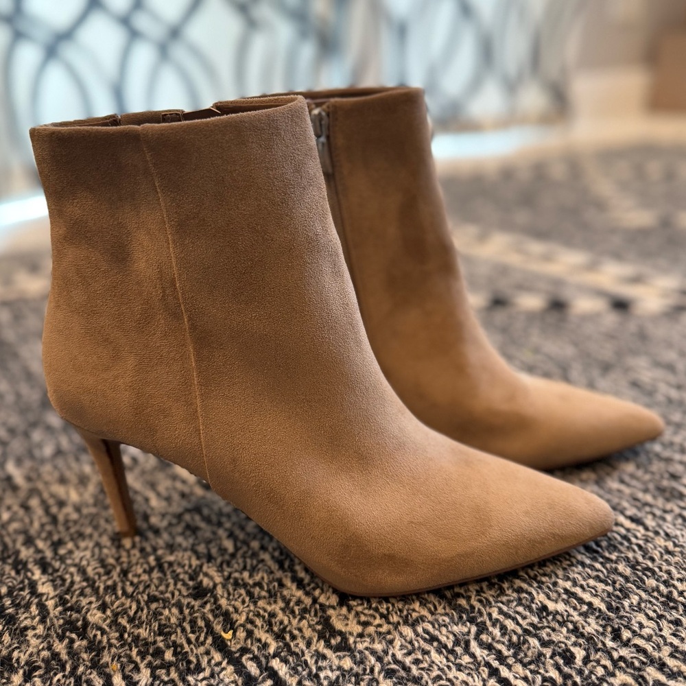 Steven by Steve Madden Pointed Toe Tan Taupe Suede Stiletto Bootie Size 11